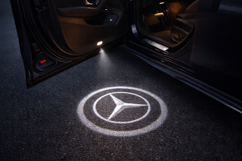 led-logo-projektor-fuer-autotuer